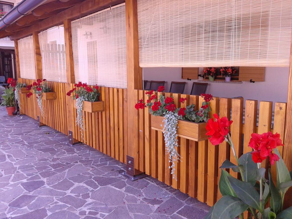 Turisticna Kmetija Pri Pozarju Villa Knezak Luaran gambar