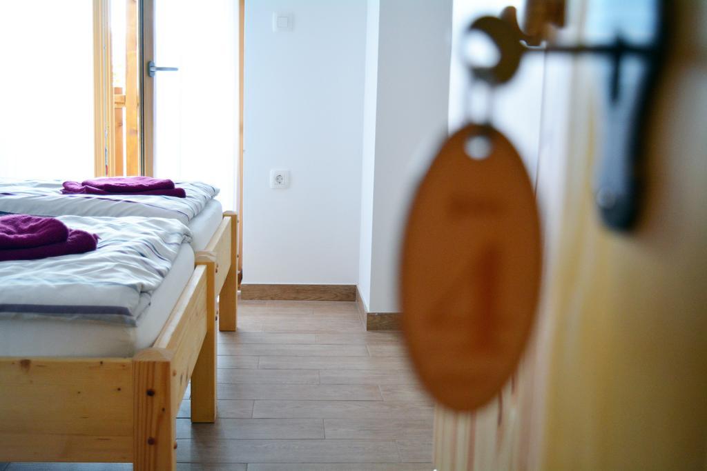 Turisticna Kmetija Pri Pozarju Villa Knezak Luaran gambar